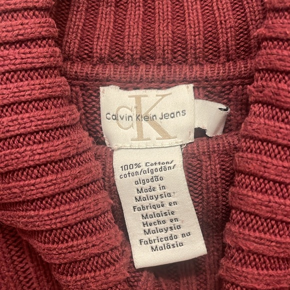 calvin klein jeans heavy-knit turtleneck sweater. burgundy, size M - Picture 2 of 3